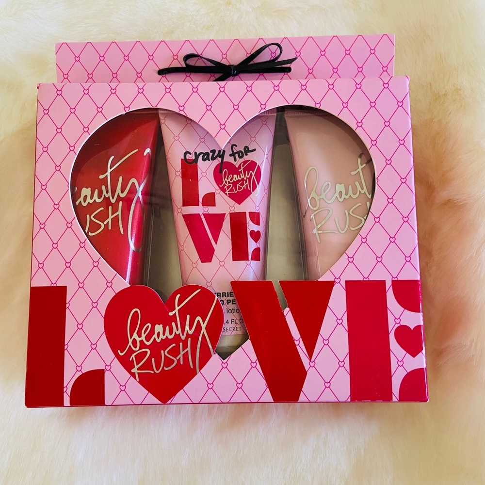 NEW Victoria’s Secret Beauty Rush Set